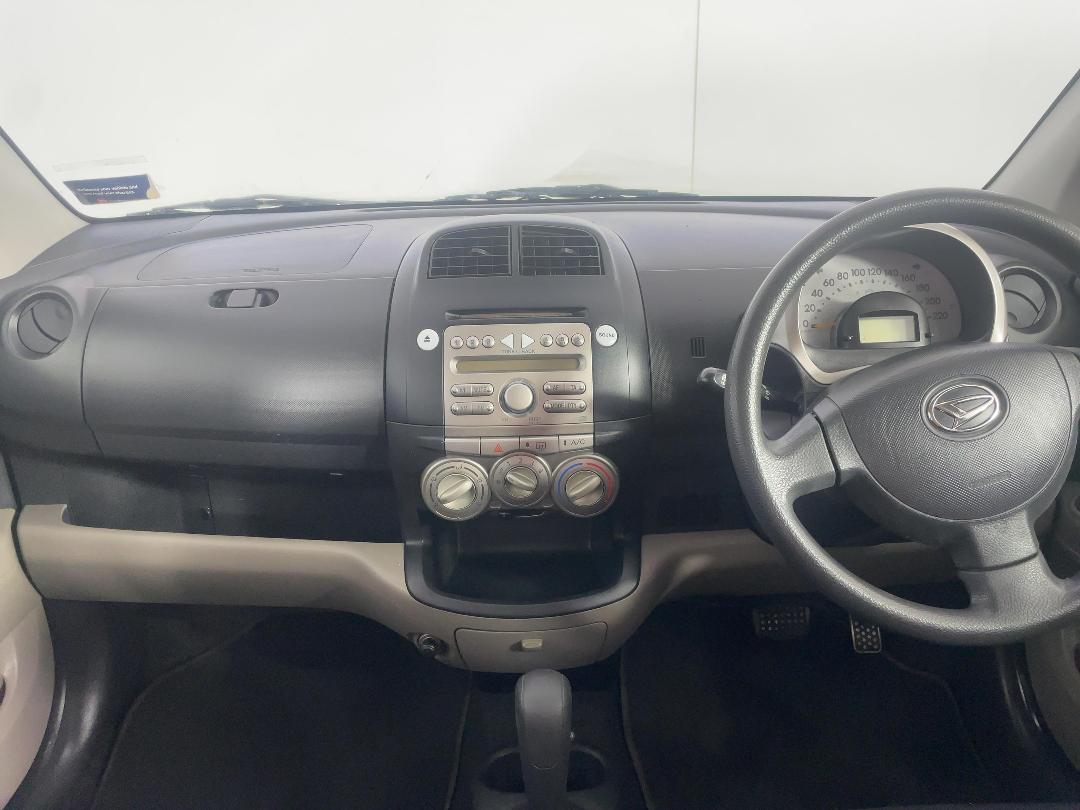 Photo '17' of Daihatsu Sirion