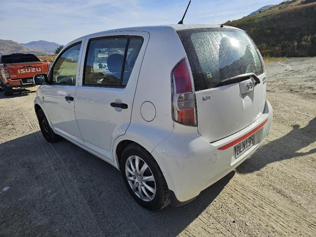 Photo '5' of Daihatsu Sirion