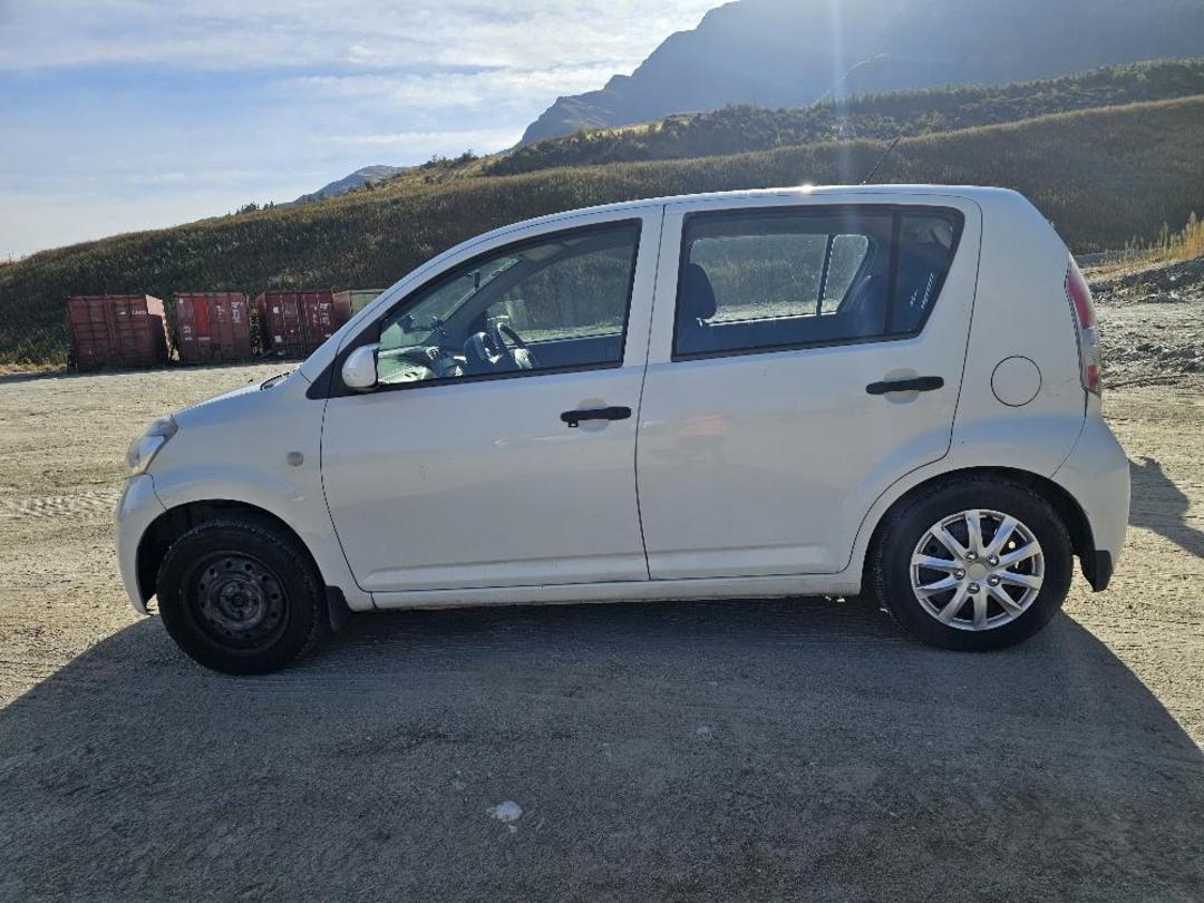 Photo '6' of Daihatsu Sirion