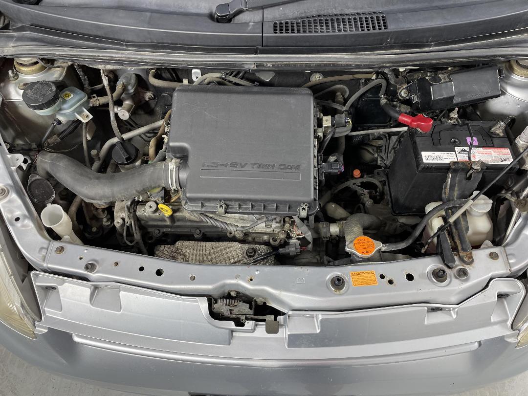 Photo '13' of Daihatsu Sirion