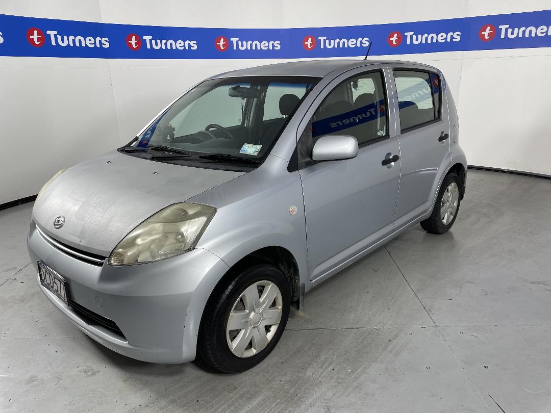 Photo '4' of Daihatsu Sirion