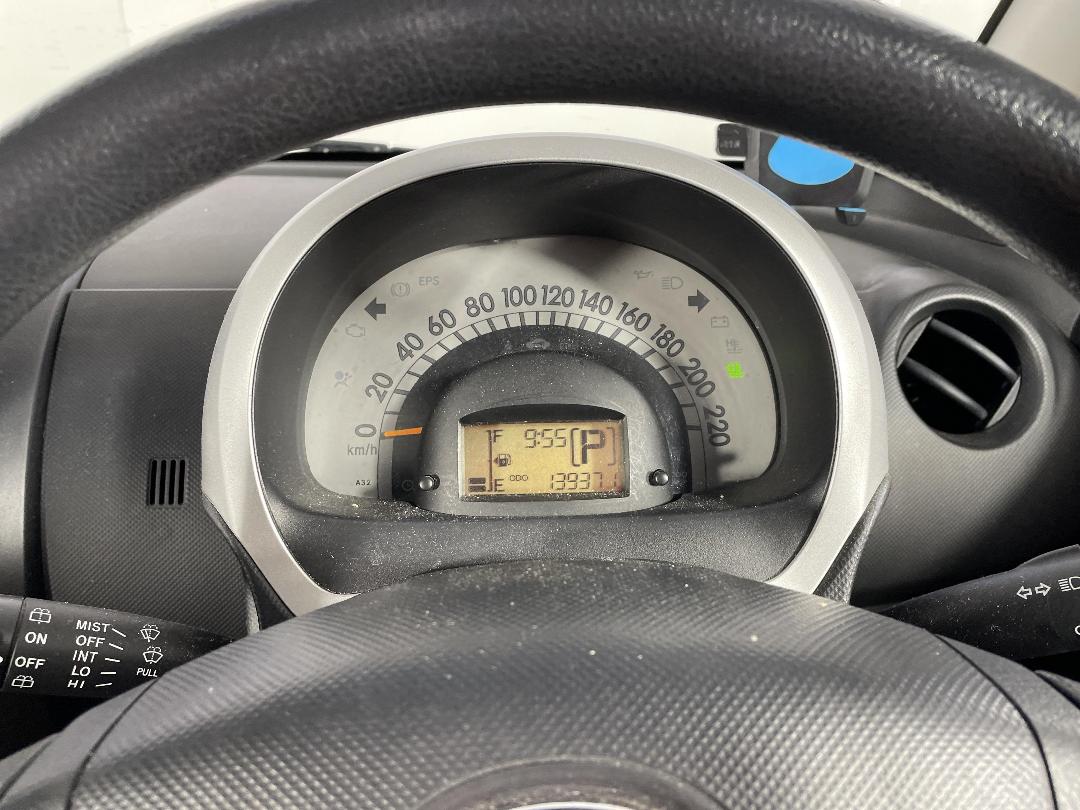 Photo '21' of Daihatsu Sirion