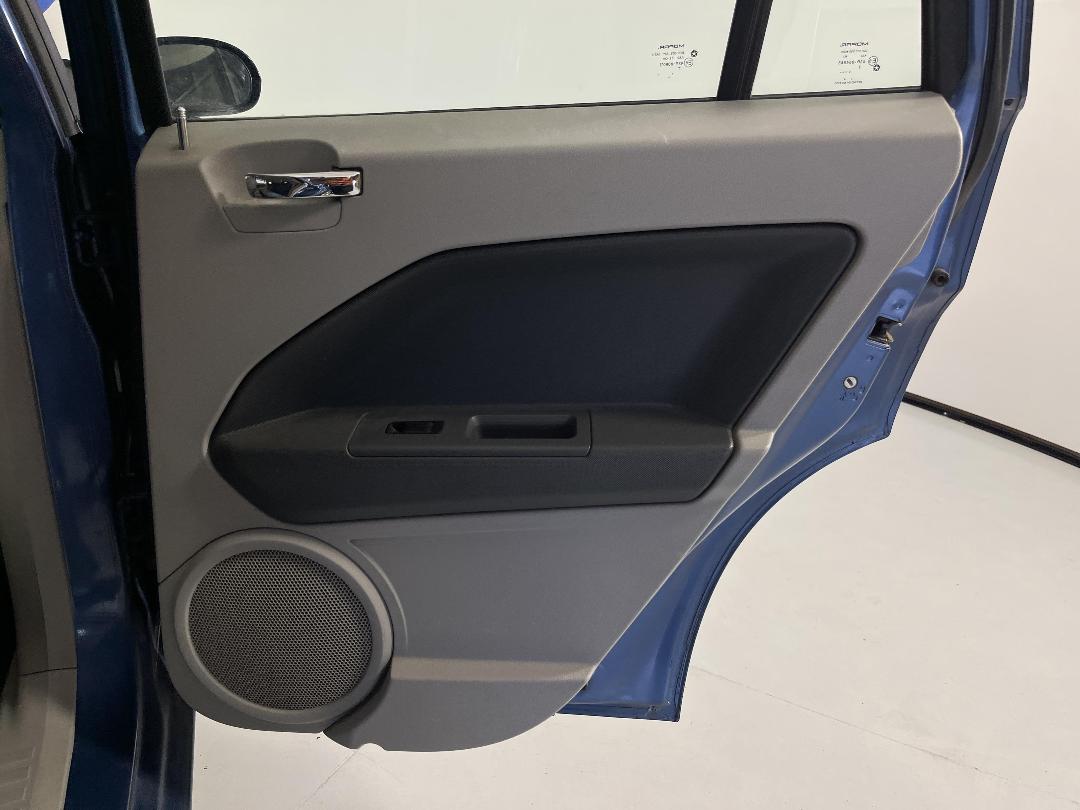 Photo '18' of Dodge Caliber