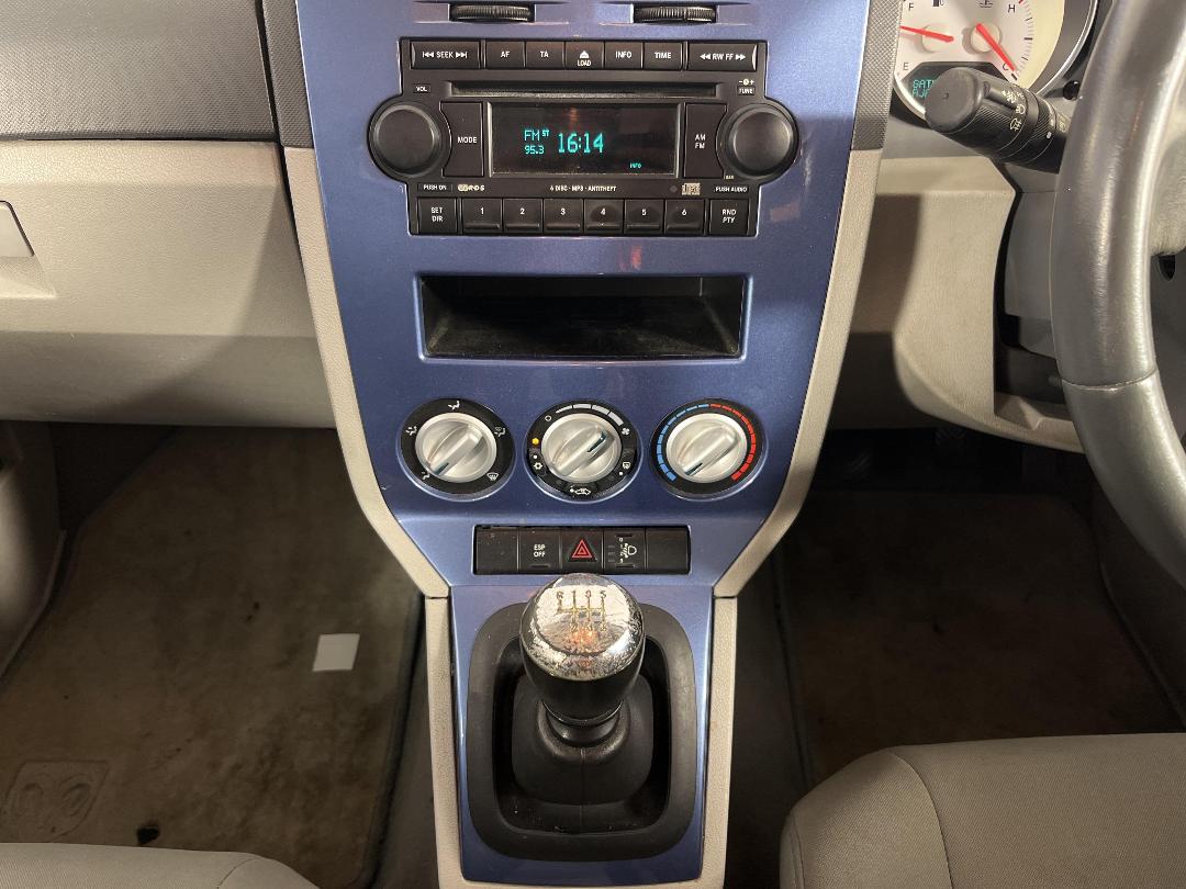 Photo '17' of Dodge Caliber