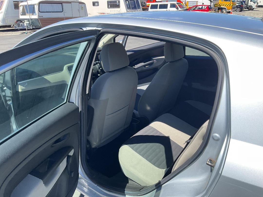 Photo '14' of Fiat Grande Punto Dual Logic