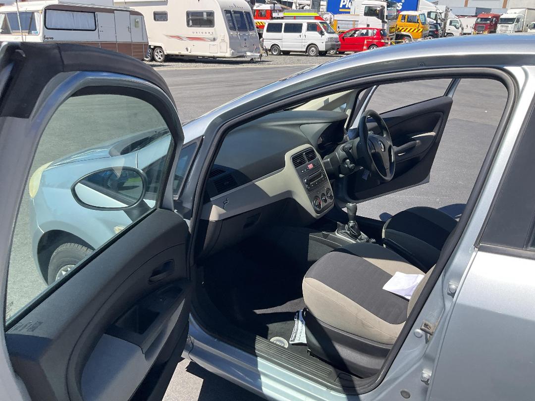 Photo '16' of Fiat Grande Punto Dual Logic