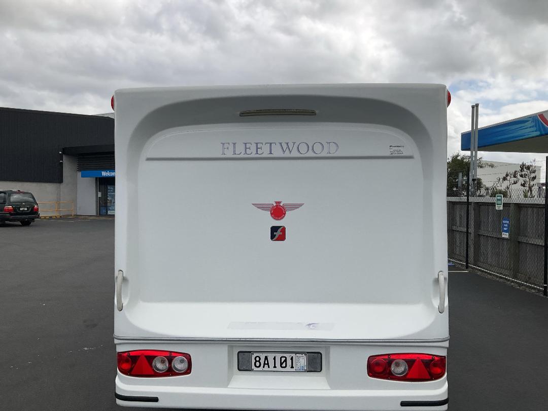 Photo '4' of Fleetwood Heritage Caravan - Single