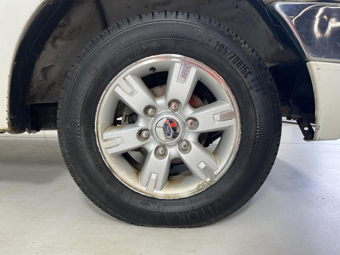 Photo '9' of Ford Courier Photo '9' of Ford Courier