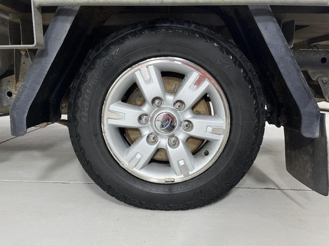 Photo '11' of Ford Courier Photo '11' of Ford Courier