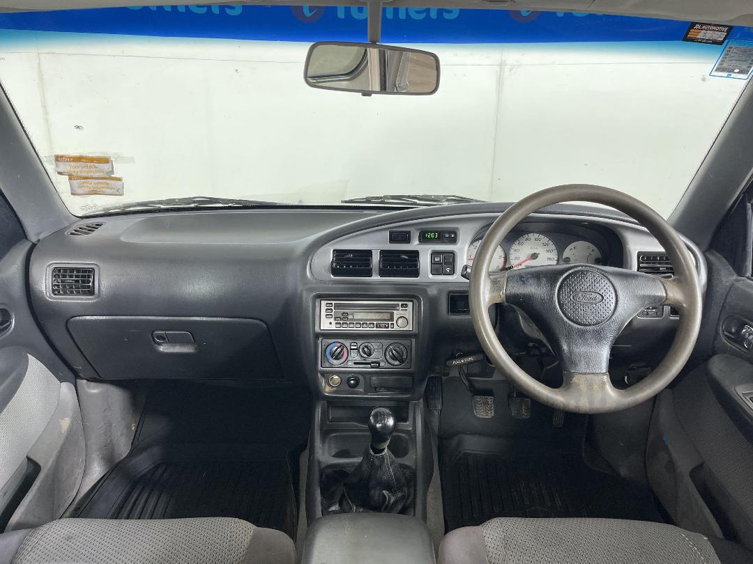 Photo '17' of Ford Courier Photo '17' of Ford Courier