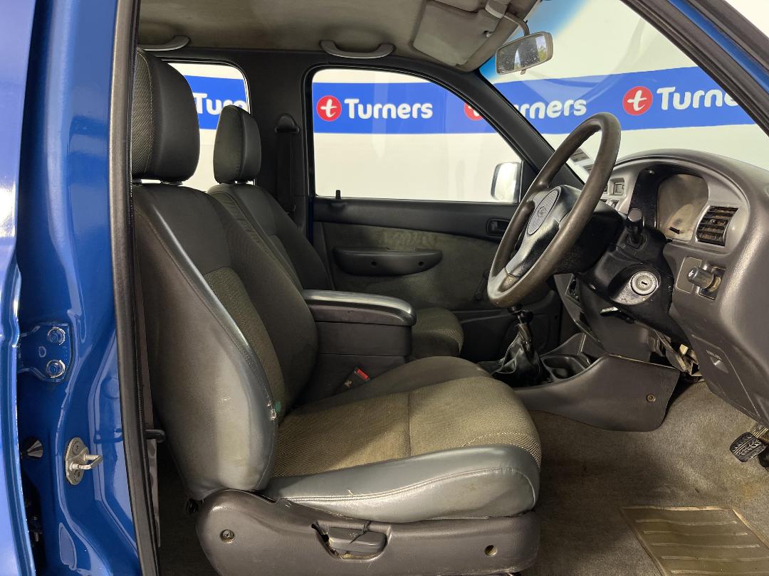 Photo '15' of Ford Courier Photo '15' of Ford Courier