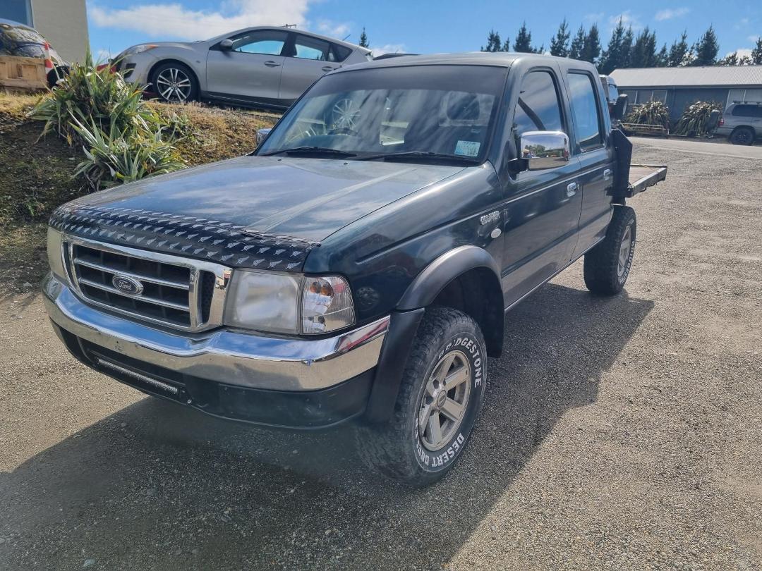 Photo '4' of Ford Courier TD XLX CR W/S