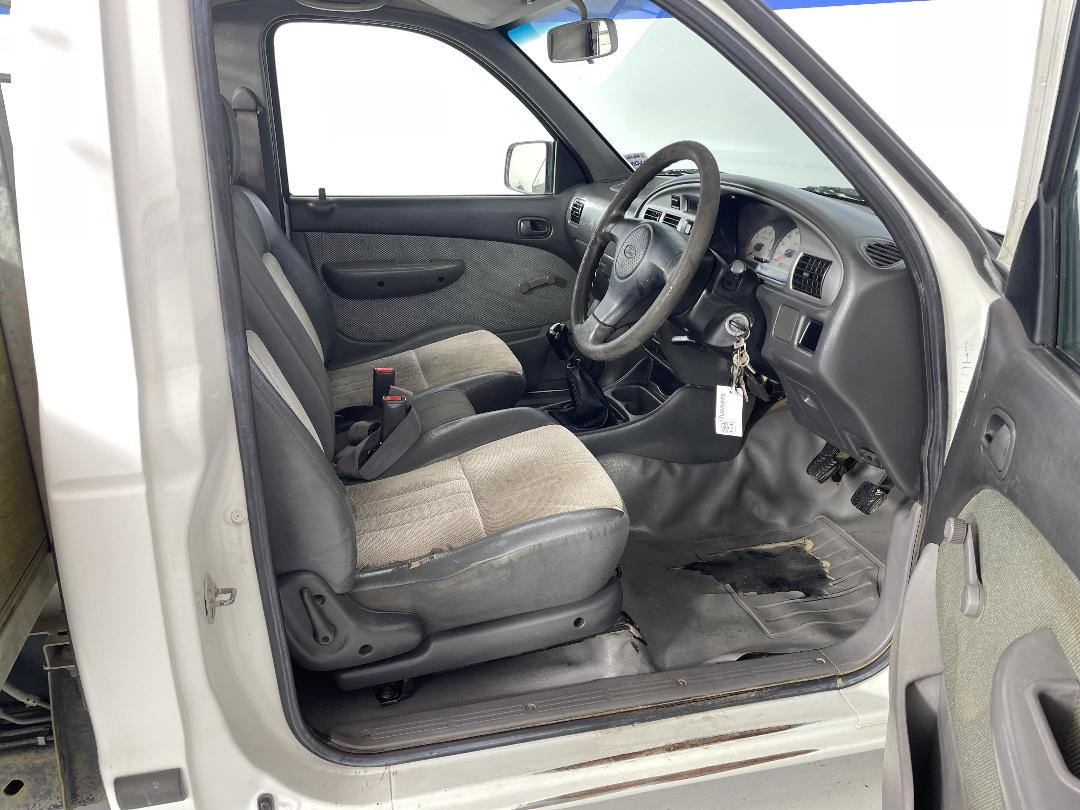 Photo '16' of Ford Courier