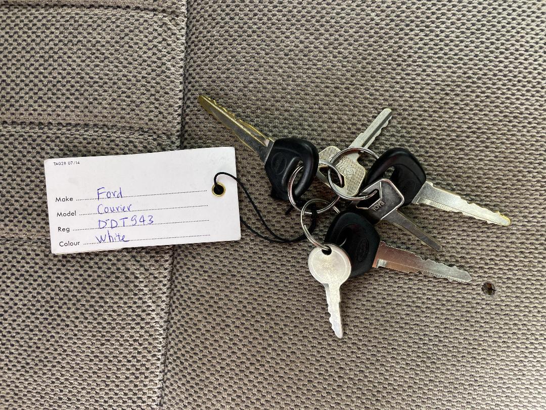 Photo '20' of Ford Courier