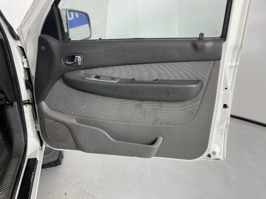 Photo '15' of Ford Courier