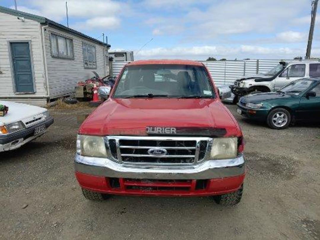 Photo '15' of Ford Courier XLX Crew