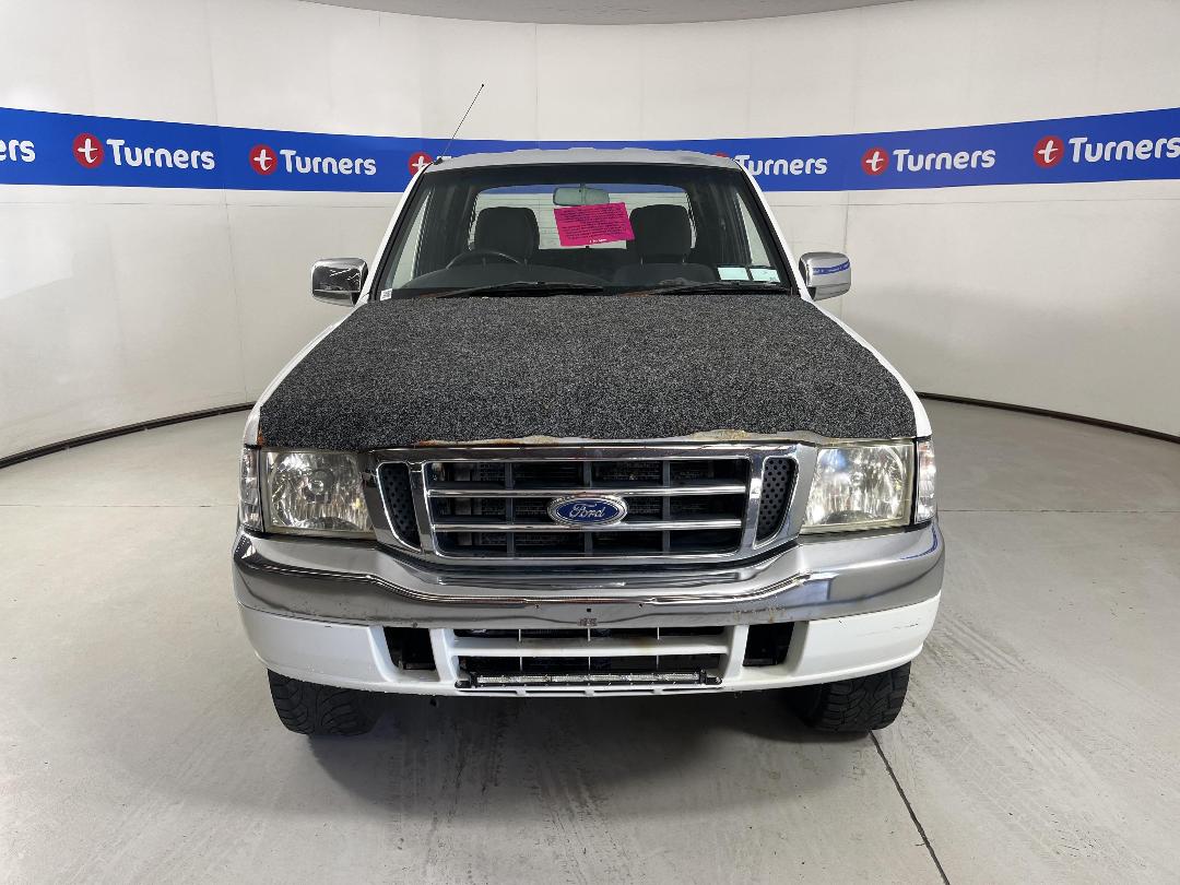 Photo '2' of Ford Courier TD XLX CR W/S Photo '2' of Ford Courier TD XLX CR W/S