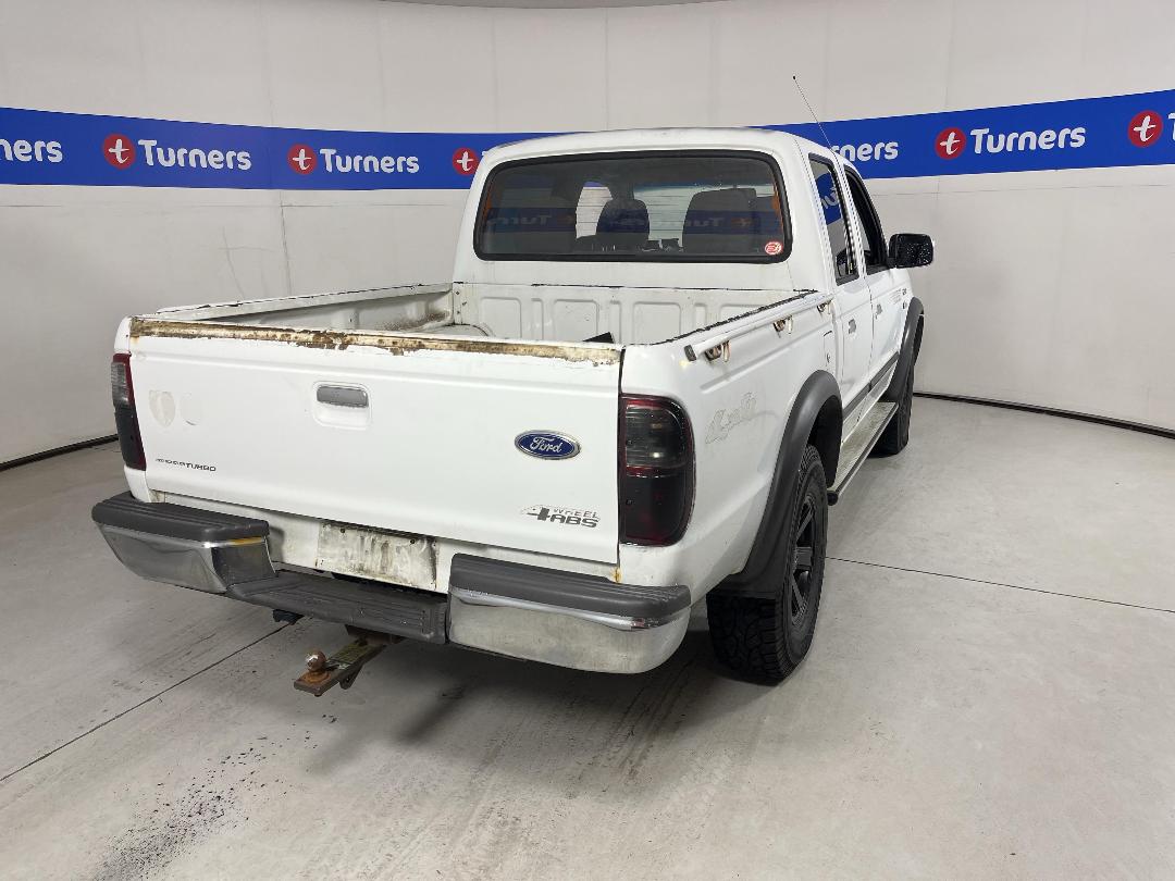 Photo '6' of Ford Courier TD XLX CR W/S Photo '6' of Ford Courier TD XLX CR W/S