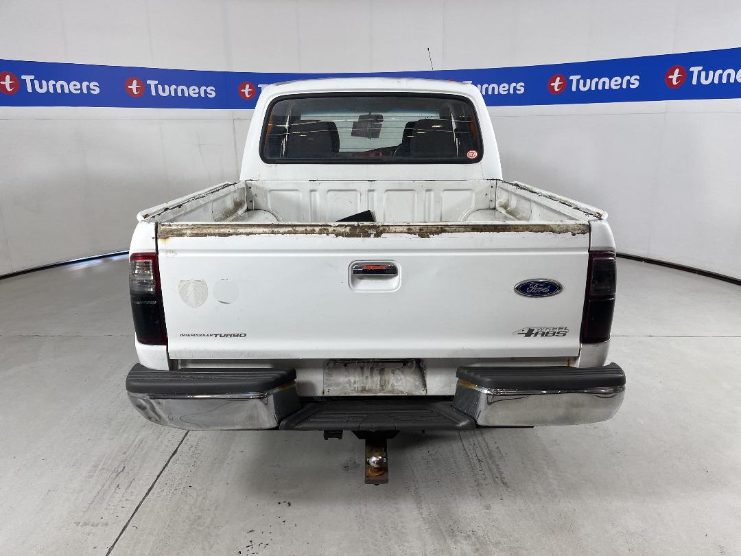 Photo '5' of Ford Courier TD XLX CR W/S Photo '5' of Ford Courier TD XLX CR W/S