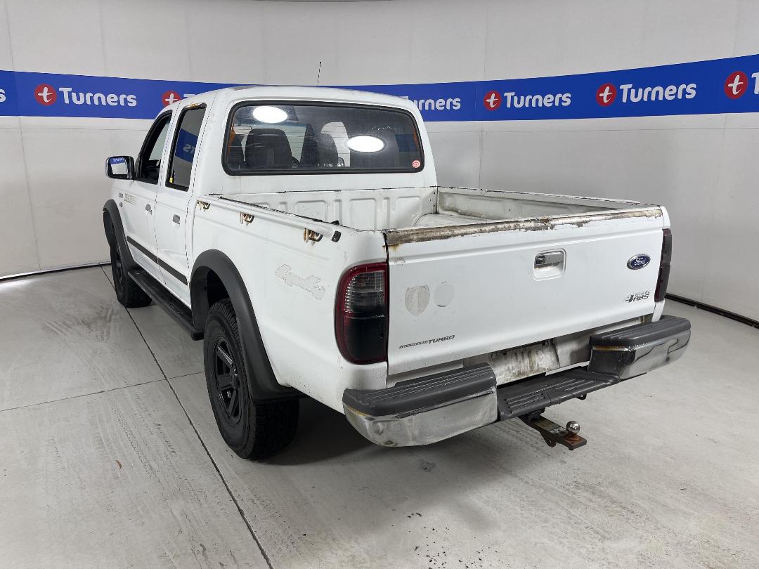 Photo '4' of Ford Courier TD XLX CR W/S Photo '4' of Ford Courier TD XLX CR W/S