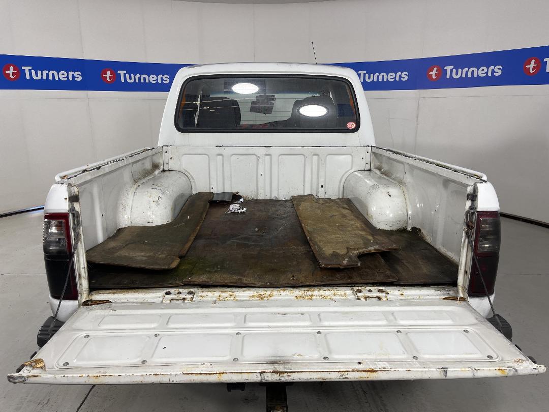 Photo '12' of Ford Courier TD XLX CR W/S Photo '12' of Ford Courier TD XLX CR W/S