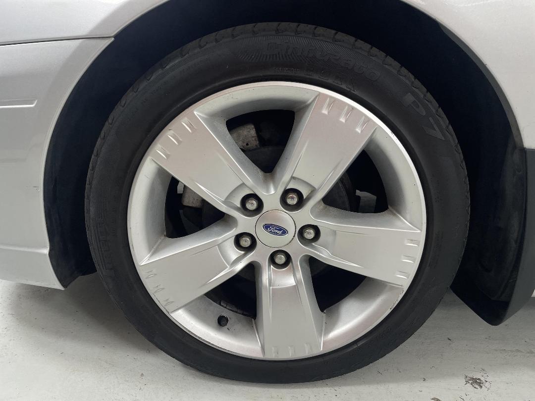 Photo '10' of Ford Falcon Photo '10' of Ford Falcon