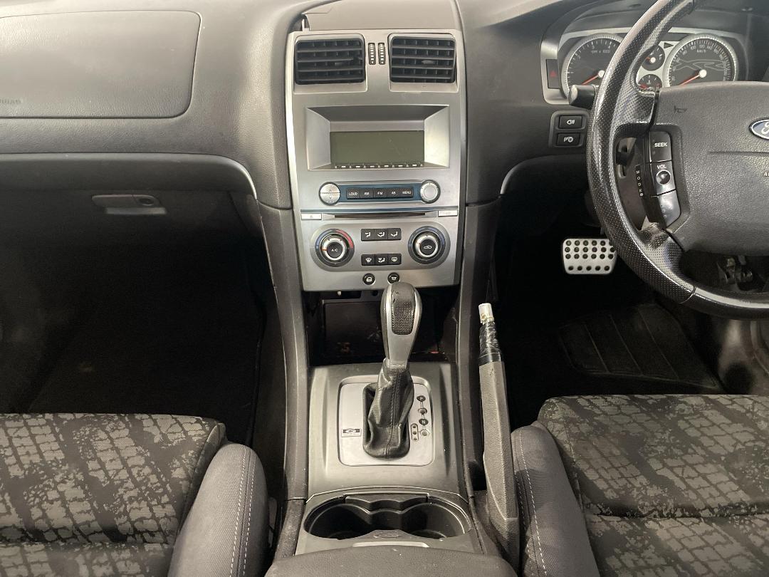 Photo '18' of Ford Falcon