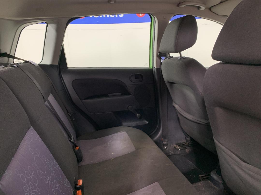 Photo '20' of Ford Fiesta