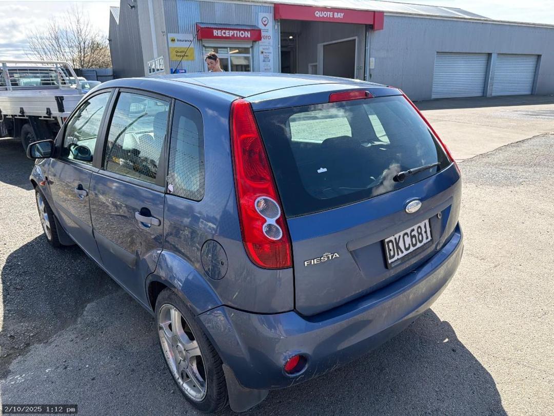 Photo '4' of Ford Fiesta Photo '4' of Ford Fiesta