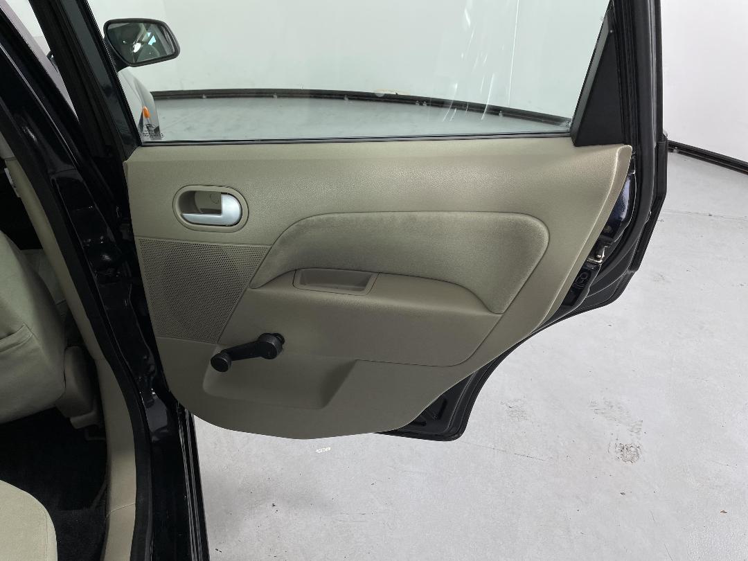 Photo '19' of Ford Fiesta