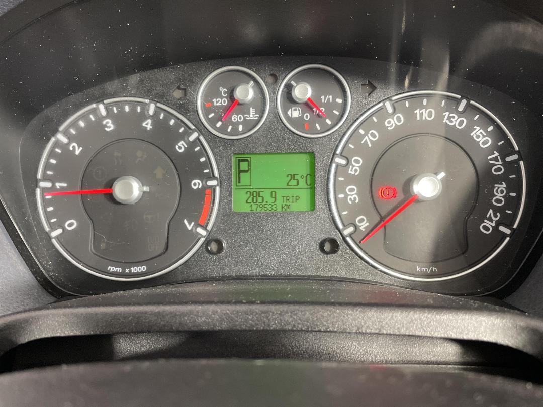 Photo '21' of Ford Fiesta