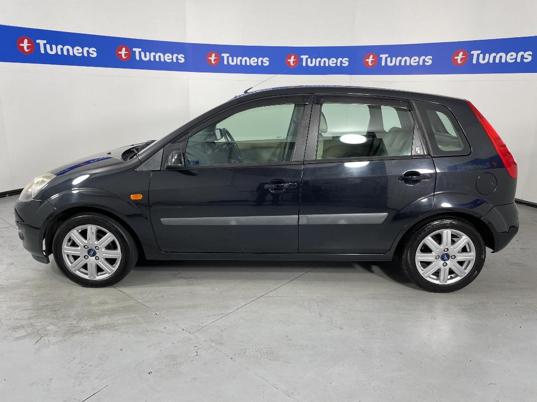 Photo '24' of Ford Fiesta