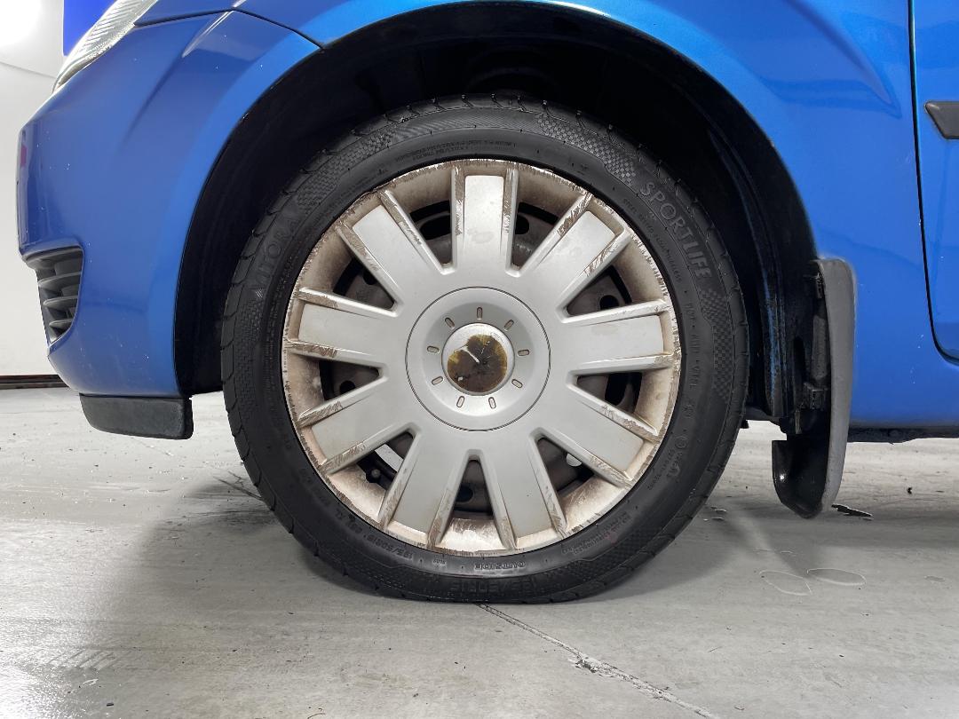 Photo '10' of Ford Fiesta