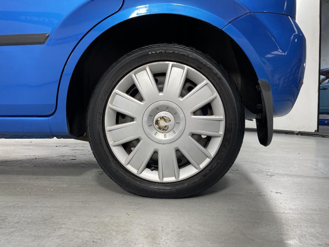 Photo '11' of Ford Fiesta