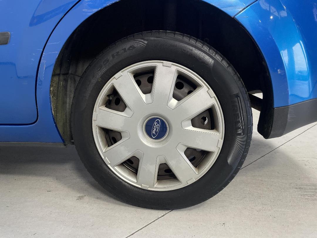 Photo '11' of Ford Focus