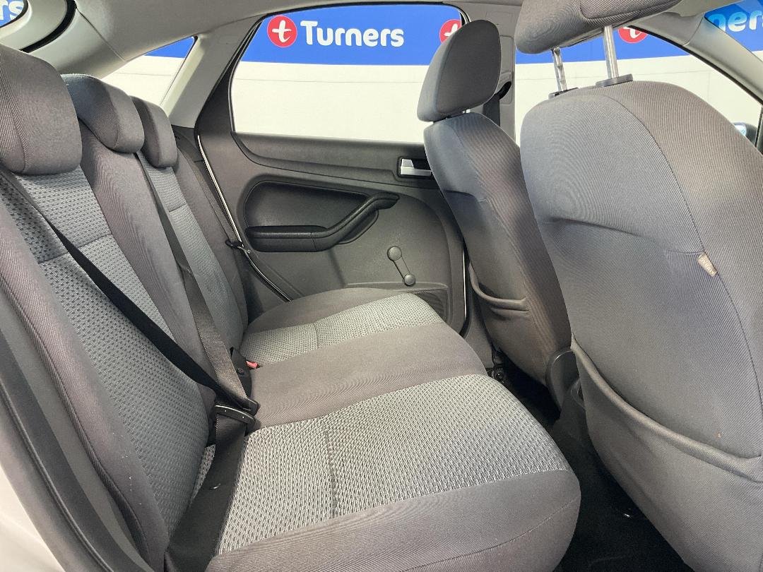 Photo '20' of Ford Focus