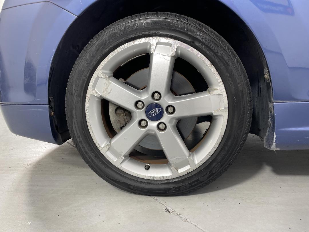 Photo '10' of Ford Focus