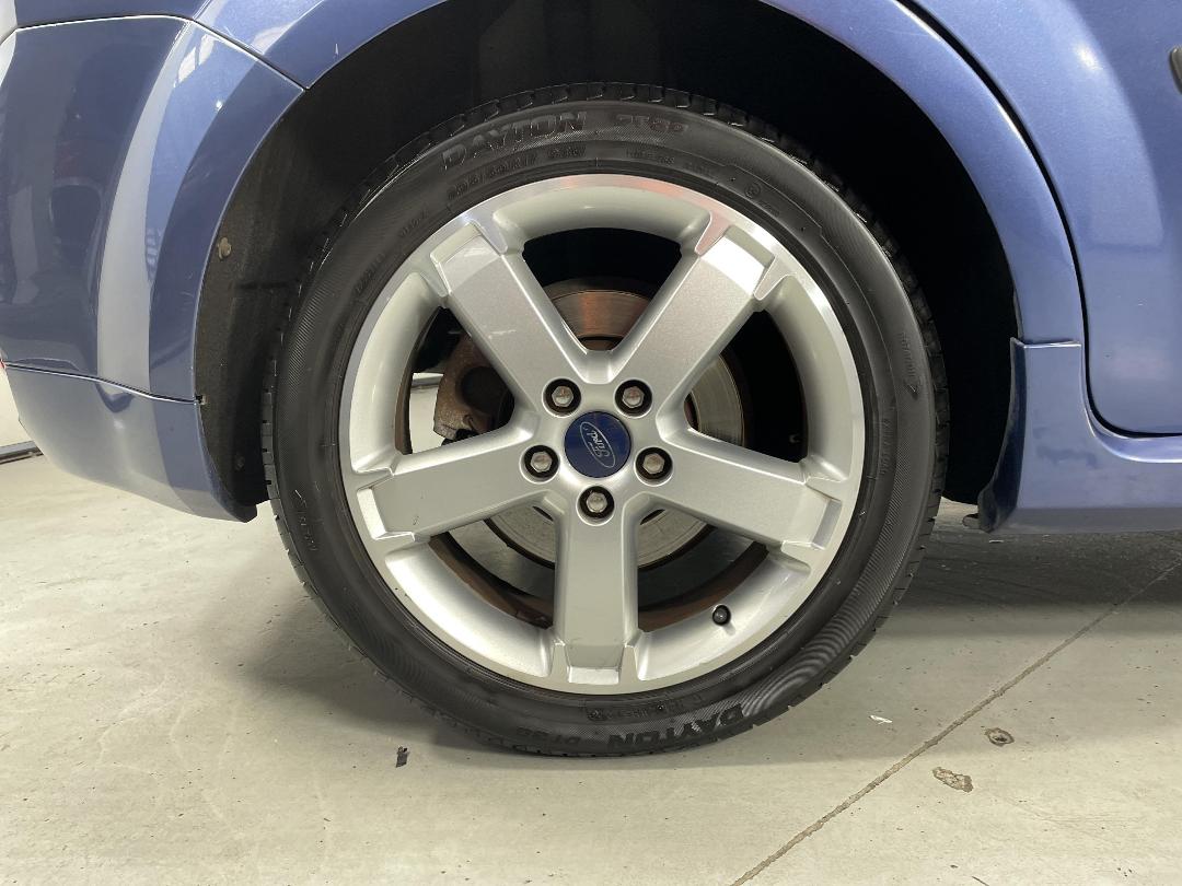 Photo '12' of Ford Focus