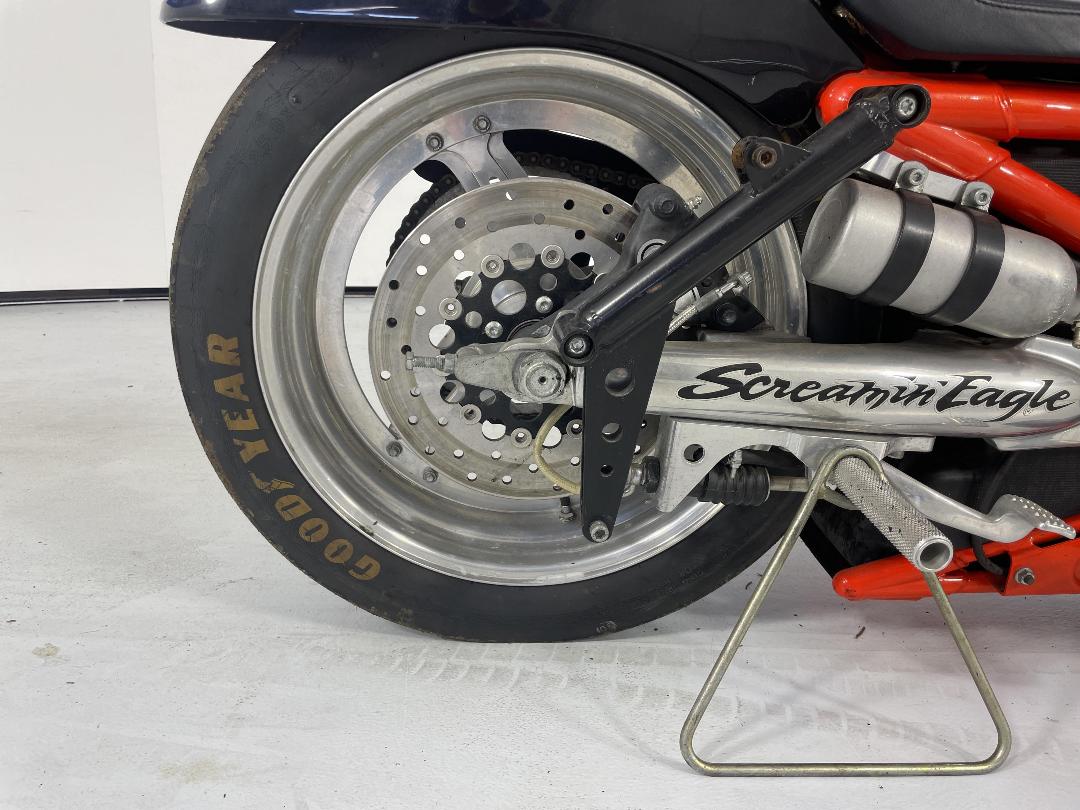 Photo '6' of Harley Davidson VRSXE