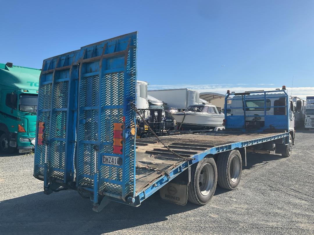 Photo '4' of Hino FG 1JPPH-TGN Transporter