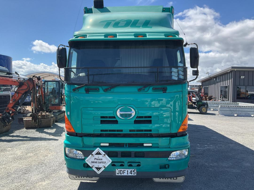 Photo '12' of Hino FY 1EUPAWPN Curtainsider Photo '12' of Hino FY 1EUPAWPN Curtainsider