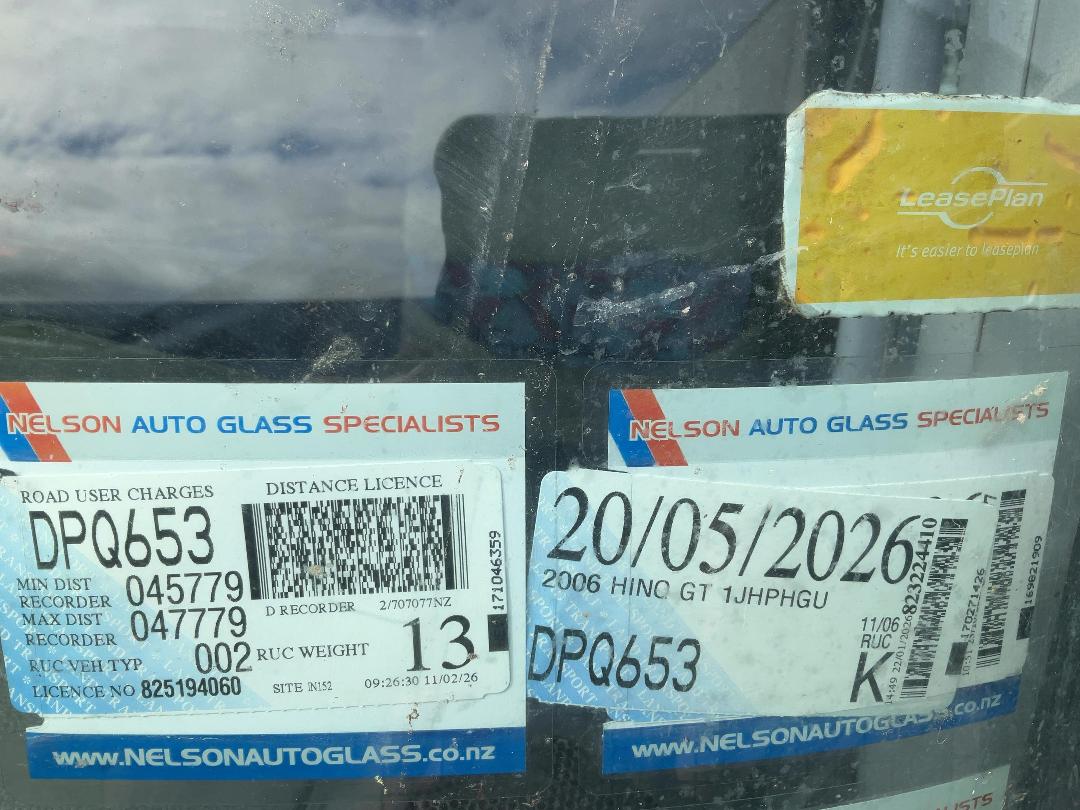 Photo '18' of Hino GT 1JHPHGU Flat Deck Crane Photo '18' of Hino GT 1JHPHGU Flat Deck Crane