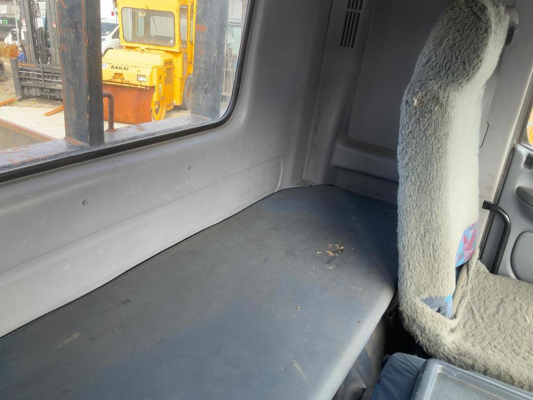 Photo '21' of Hino GT 1JHPHGU Flat Deck Crane Photo '21' of Hino GT 1JHPHGU Flat Deck Crane