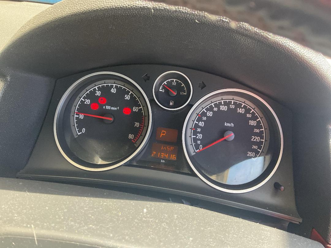 Photo '18' of Holden Astra CDX Photo '18' of Holden Astra CDX