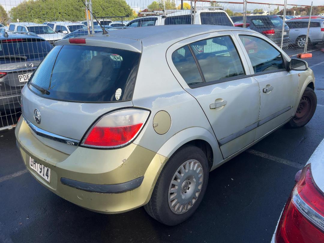 Photo '4' of Holden Astra CD