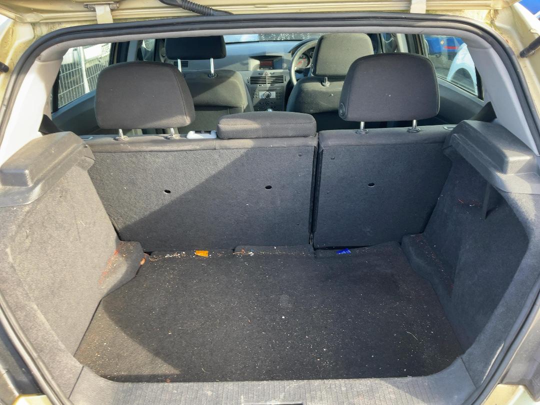 Photo '6' of Holden Astra CD