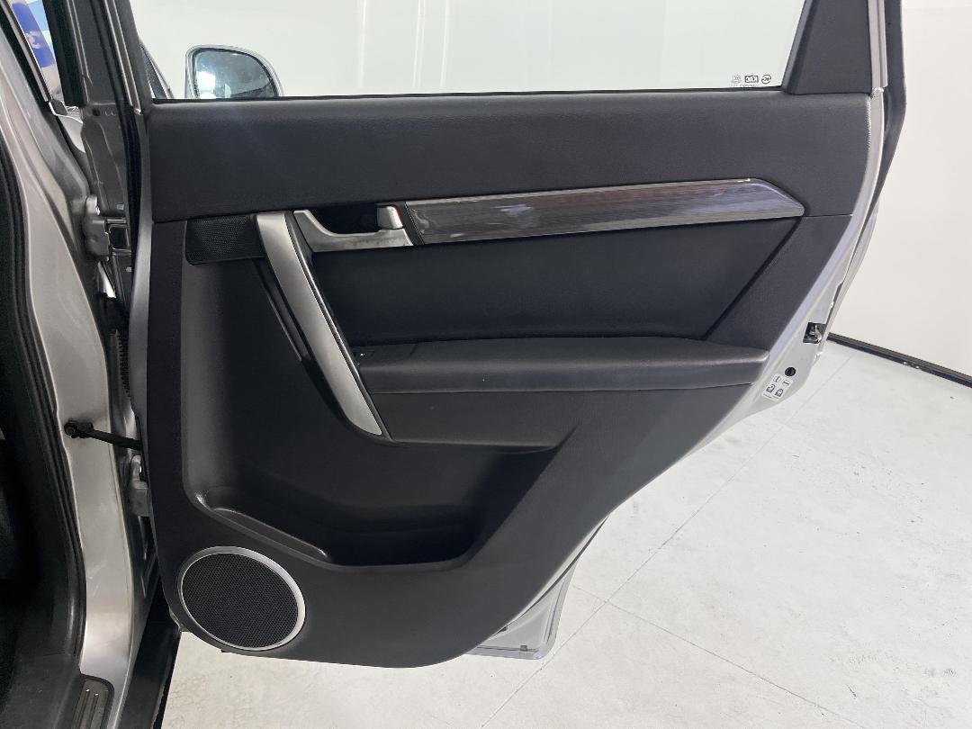 Photo '19' of Holden Captiva 7