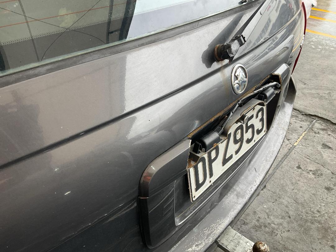 Photo '17' of Holden Commodore Executive V6 Photo '17' of Holden Commodore Executive V6