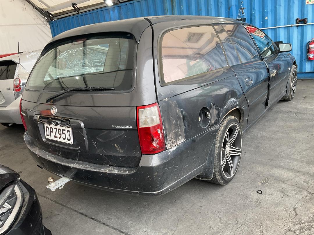 Photo '21' of Holden Commodore Executive V6 Photo '21' of Holden Commodore Executive V6