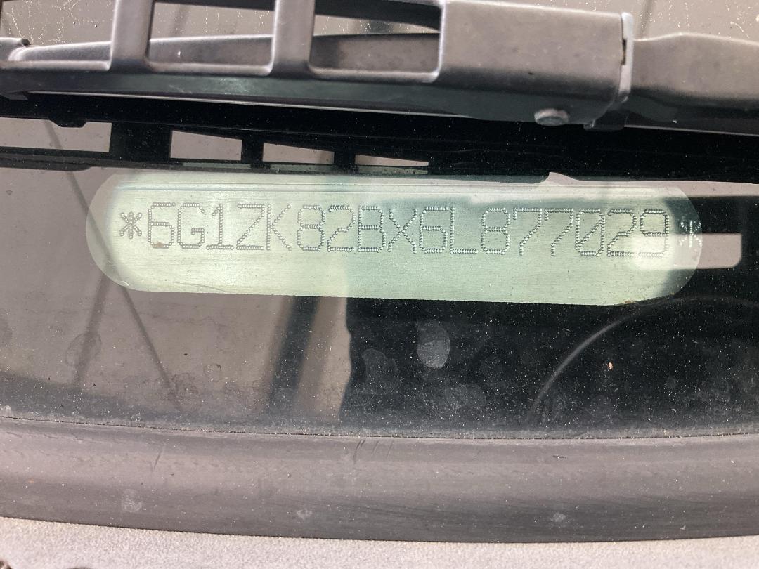 Photo '37' of Holden Commodore Executive V6 Photo '37' of Holden Commodore Executive V6